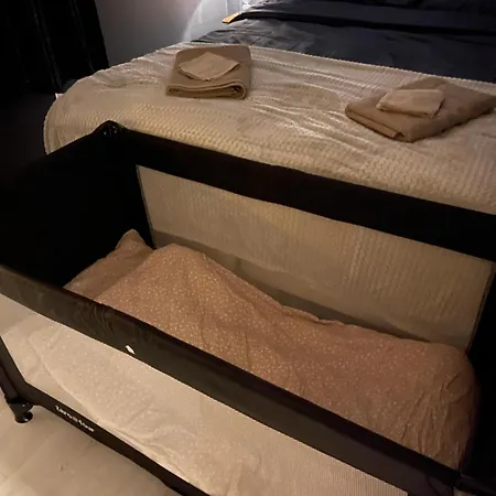 דירה Naer Flyplassen