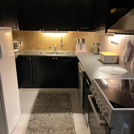 Naer Flyplassen * Tromsø