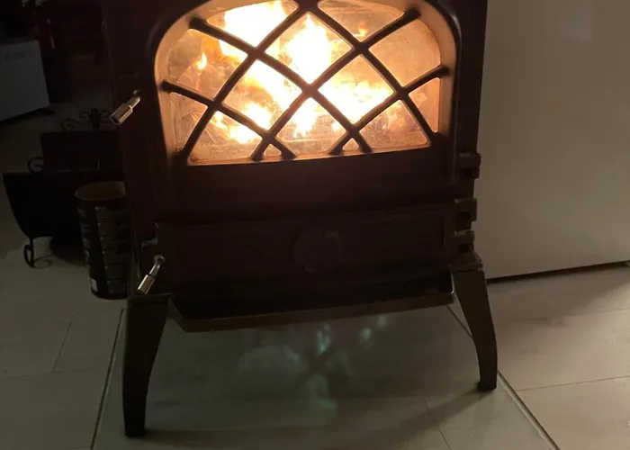 Naer Flyplassen 아파트 트롬쇠